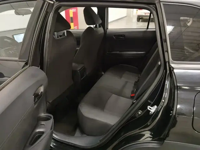 Toyota Frontlander — Фото автомобиля 15