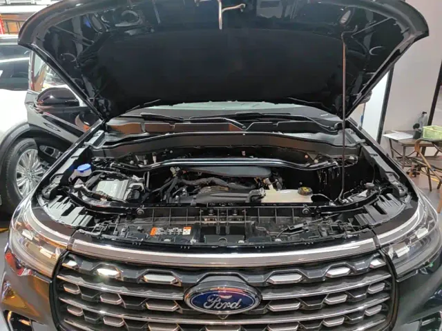 Ford Explorer 2024 2.3T EcoBoost AWD Titanium Edition 6-Seater — Фото автомобиля 19