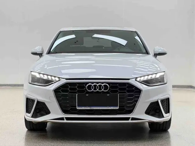 Audi A4L — Фото автомобиля 2
