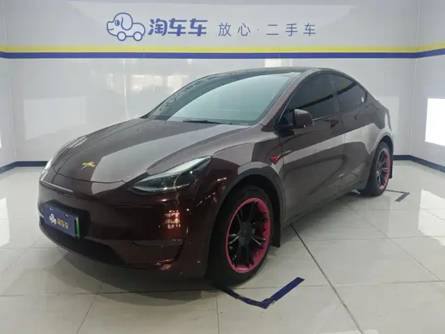Фотография автомобиля — Tesla Model Y