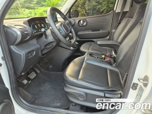 Hyundai Casper — Фото автомобиля 8