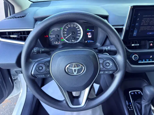 Toyota Corolla — Фото автомобиля 8