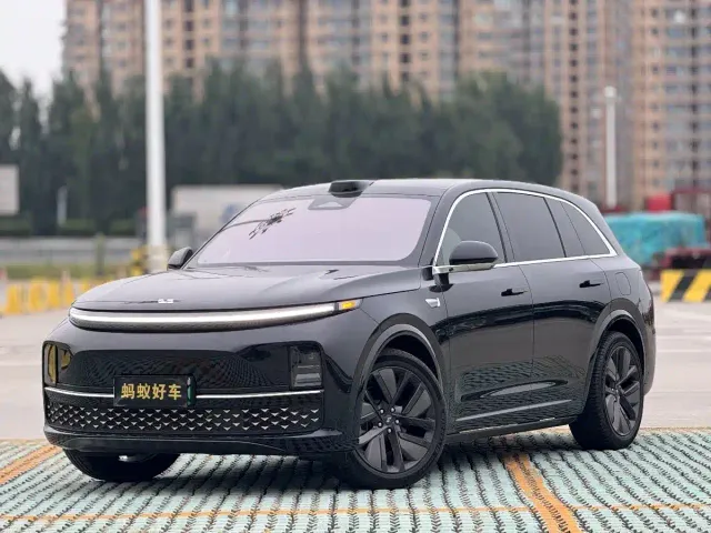 Фотография автомобиля — Li Auto L7