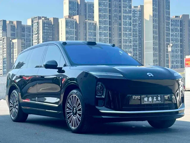 Nio ES8 — Фото автомобиля 3