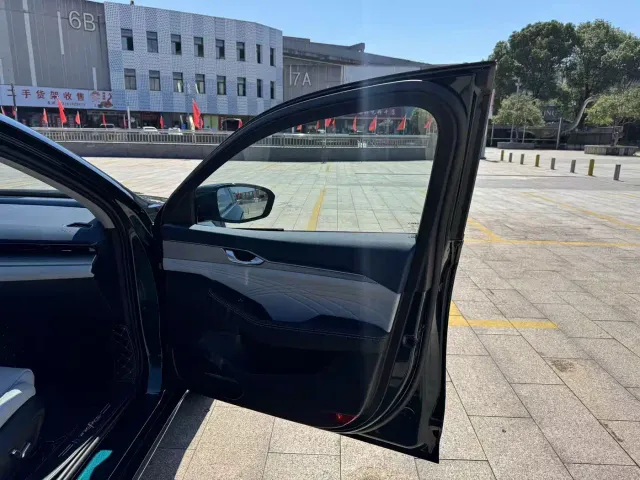 Geely Xingrui — Фото автомобиля 27