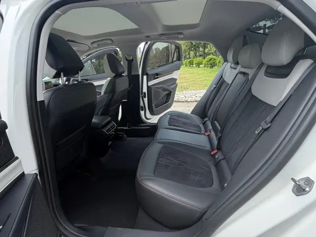 Ford Mondeo — Фото автомобиля 12