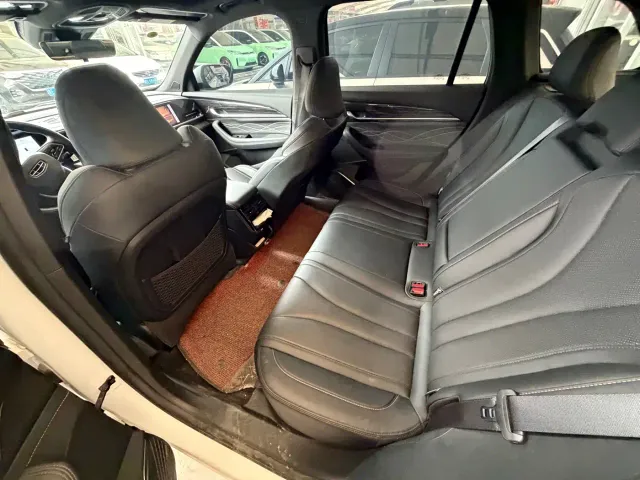 Geely Xingyue L — Фото автомобиля 9