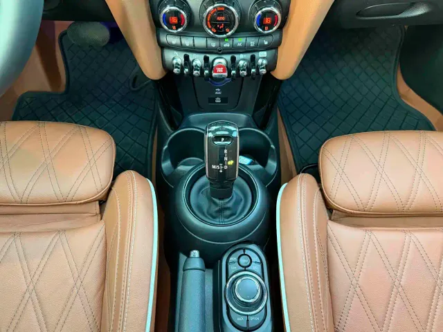 MINI Hatch — Фото автомобиля 12