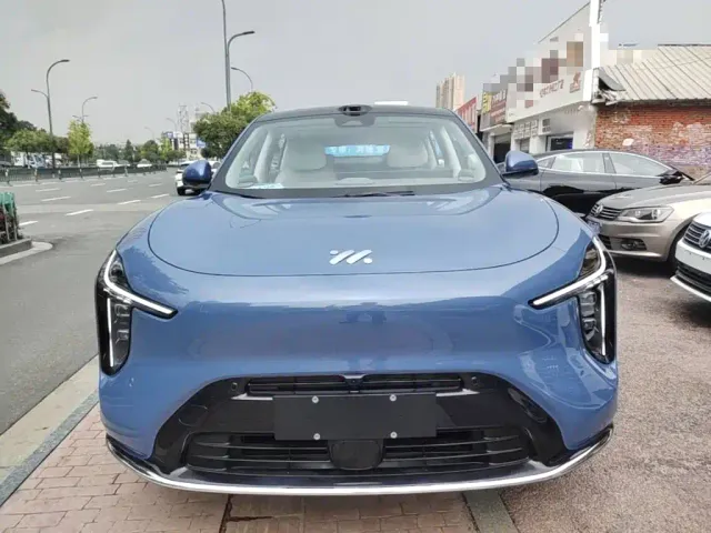 IM Motors LS6 — Фото автомобиля 2