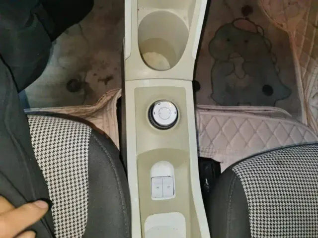 Wuling Hongguang Mini EV — Фото автомобиля 13