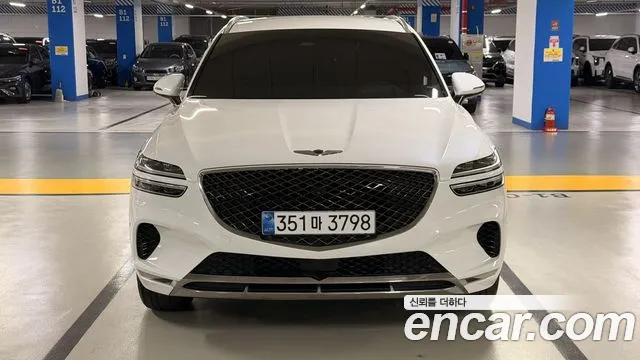 Genesis GV70 — Фото автомобиля 3
