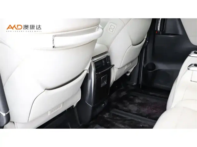 Toyota Alphard — Фото автомобиля 9