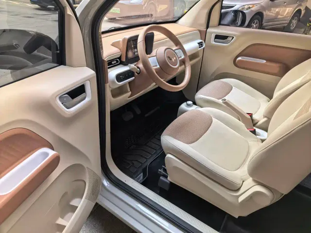 Wuling Hongguang Mini EV — Фото автомобиля 4