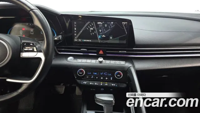 Hyundai Avante CN7 — Фото автомобиля 14