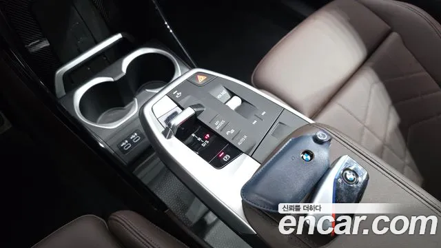 BMW X1 U11 — Фото автомобиля 9