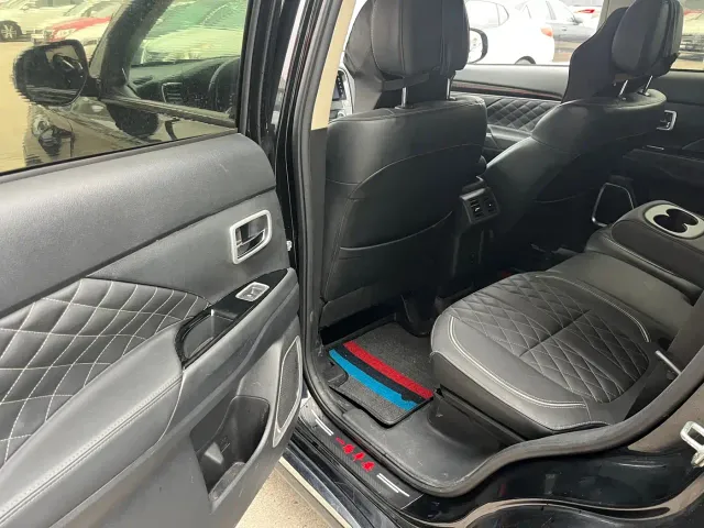 Mitsubishi Outlander — Фото автомобиля 11