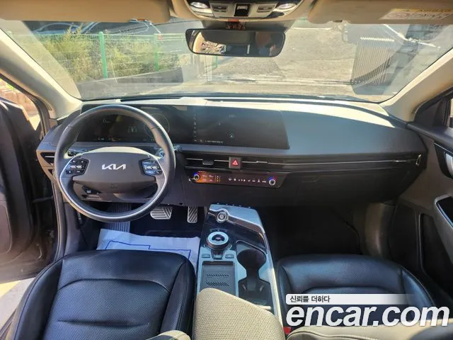 Kia EV6 — Фото автомобиля 10