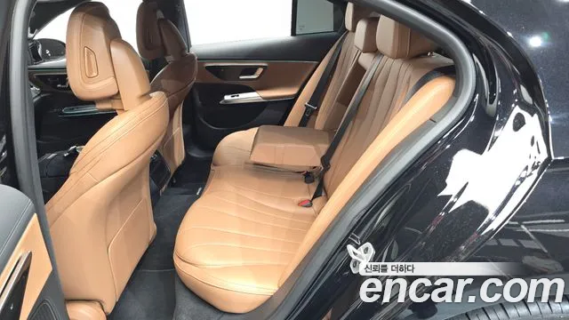 Mercedes-Benz E-Class W214 — Фото автомобиля 17