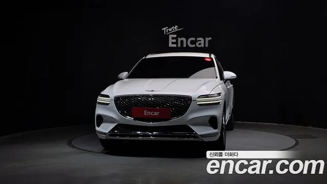 Genesis GV70 2.5T Бензин 2WD — Фото автомобиля 3
