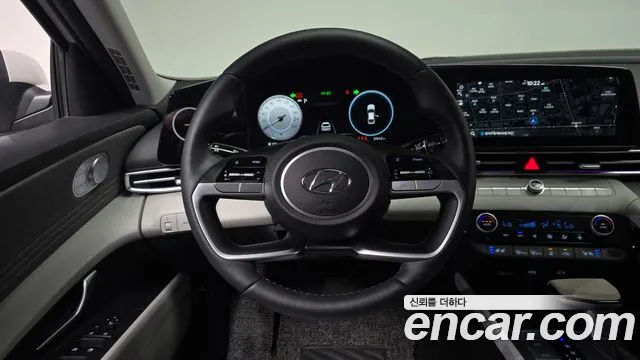 Hyundai AVANTE Avante (CN7) — Фото автомобиля 11