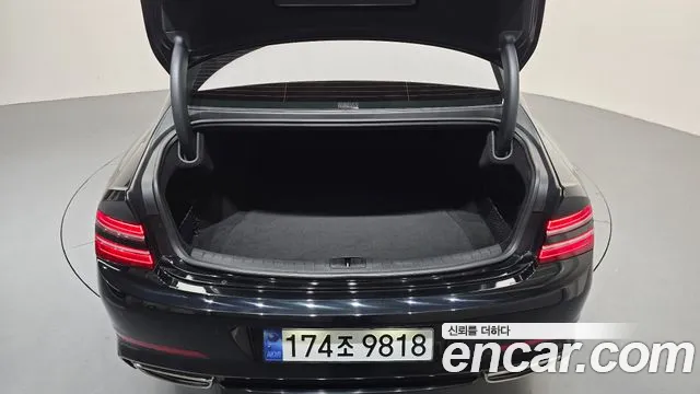 Genesis G80 RG3 — Фото автомобиля 23