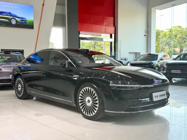 Stelato S9 — Фото автомобиля 3