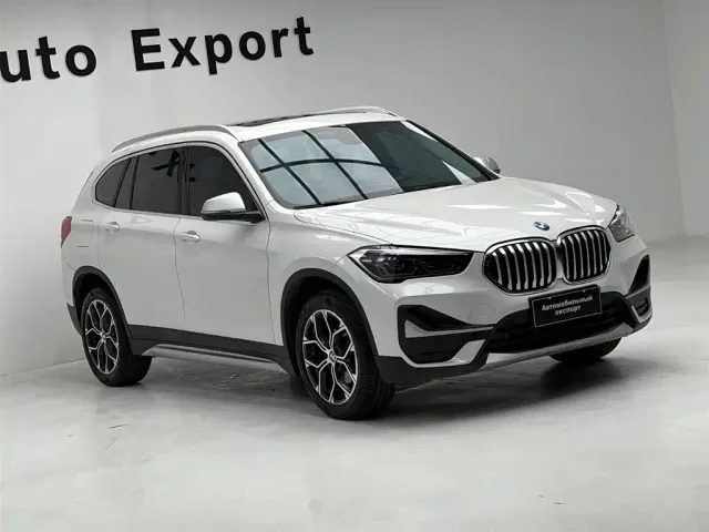 BMW X1 — Фото автомобиля 3
