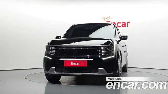 Kia EV9 — Фото автомобиля 3