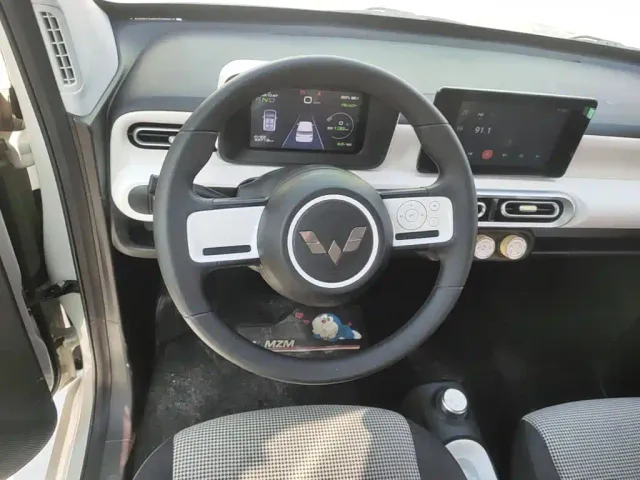 Wuling Hongguang Mini EV — Фото автомобиля 10