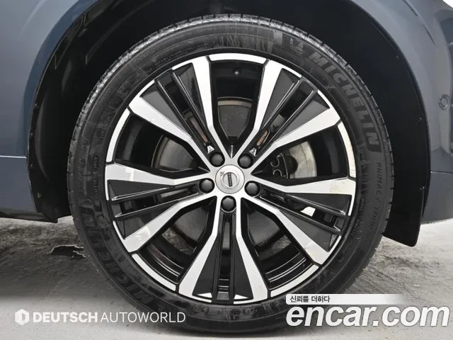 Volvo XC60 Generation 2 — Фото автомобиля 5