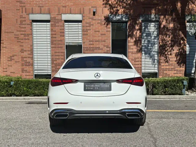 Mercedes-Benz C-Class — Фото автомобиля 12
