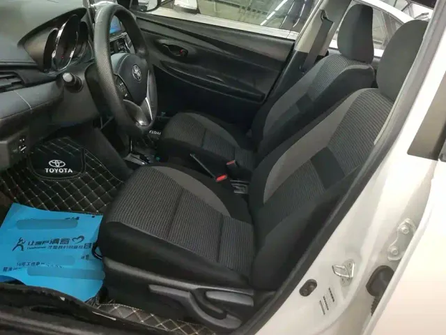 Toyota Vios FS — Фото автомобиля 9