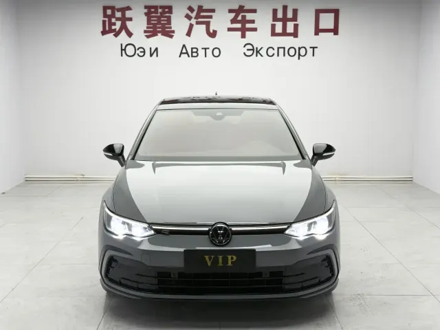 Volkswagen Golf — Фото автомобиля 2