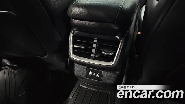 Hyundai Grandeur GN7 — Фото автомобиля 29