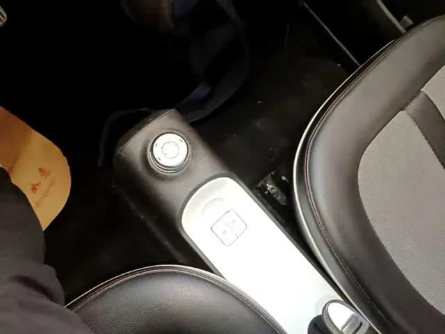 Wuling Hongguang Mini EV — Фото автомобиля 13