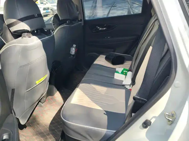Nissan X-Trail — Фото автомобиля 11