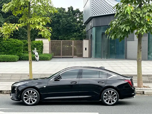 Cadillac CT5 — Фото автомобиля 7