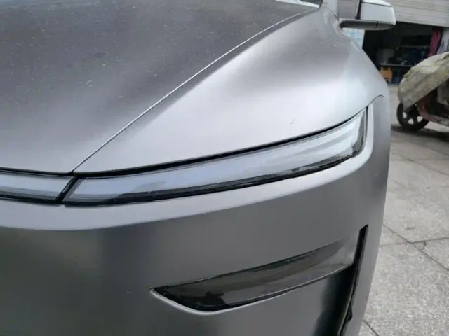 Tesla Model Y — Фото автомобиля 5