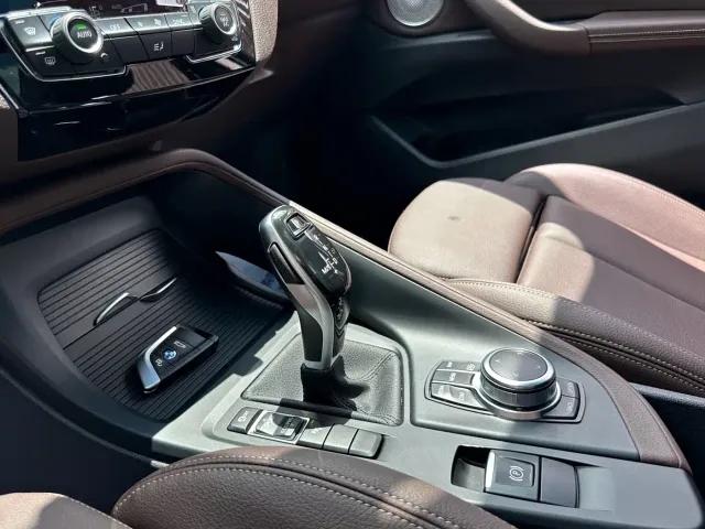 BMW BMW X1 2022 sDrive25Li Leading — Фото автомобиля 15