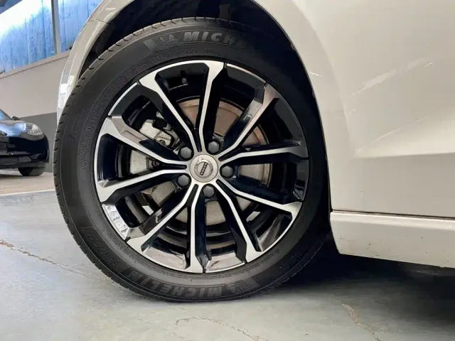 Volvo S60 — Фото автомобиля 17