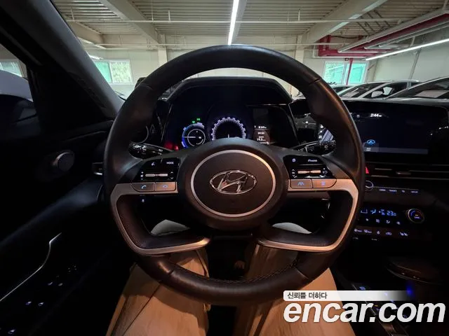 Hyundai Avante CN7 — Фото автомобиля 7