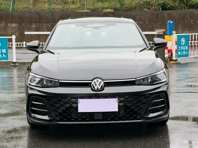 Volkswagen Passat — Фото автомобиля 2