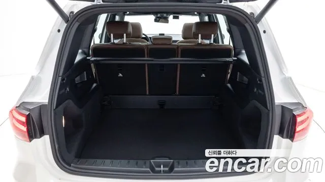 Mercedes-Benz GLB-Class — Фото автомобиля 11