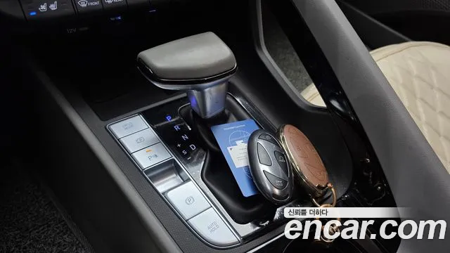 Hyundai Avante CN7 — Фото автомобиля 9