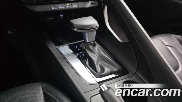 Hyundai AVANTE Новый Avante (CN7) — Фото автомобиля 9