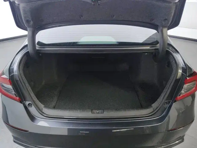 Honda Accord — Фото автомобиля 4