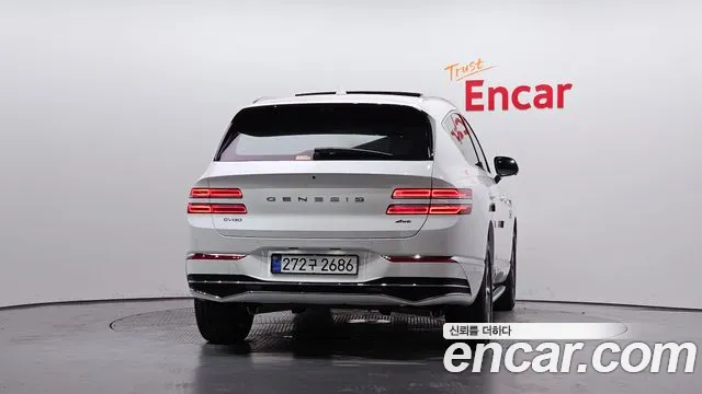 Genesis GV80 — Фото автомобиля 4