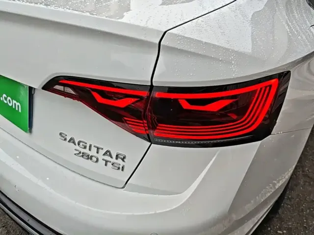 Volkswagen Sagitar — Фото автомобиля 7