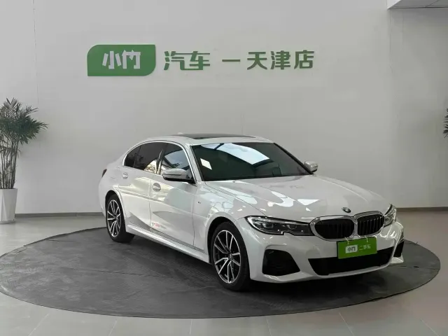 BMW 3 Series — Фото автомобиля 4