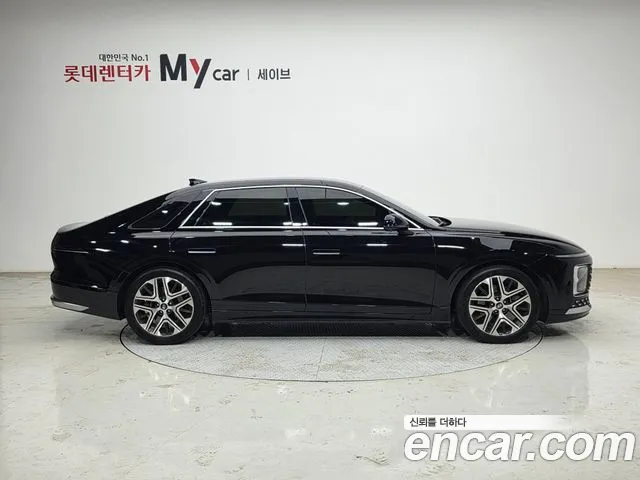 Hyundai Grandeur Grandeur (GN7) 2.5 Бензин 2WD — Фото автомобиля 6
